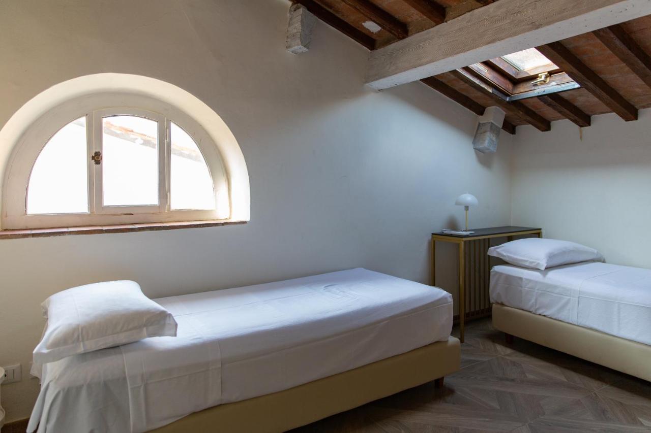 Large 2Br Apartment Near Piazza San Marco Florença Exterior foto
